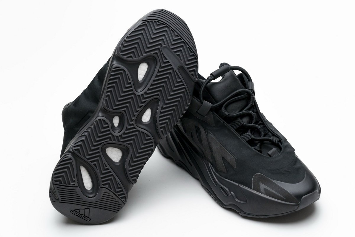 FV4440 adidas Yeezy Boost 700 MNVN “Triple Black” - Image 4