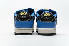 CZ5128-400 Instant Skateboards x Nike SB Dunk Low - Image 4
